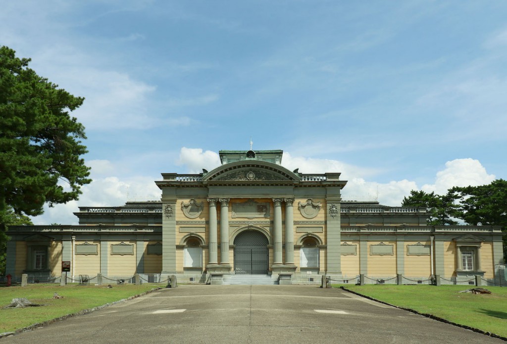 奈良時代写経史研究（古代日本と東大寺の写経事業・東大寺正倉院文書を知る上で有益） 奈良時代の写経と内裏 NOA-webSHOP | 塙書房